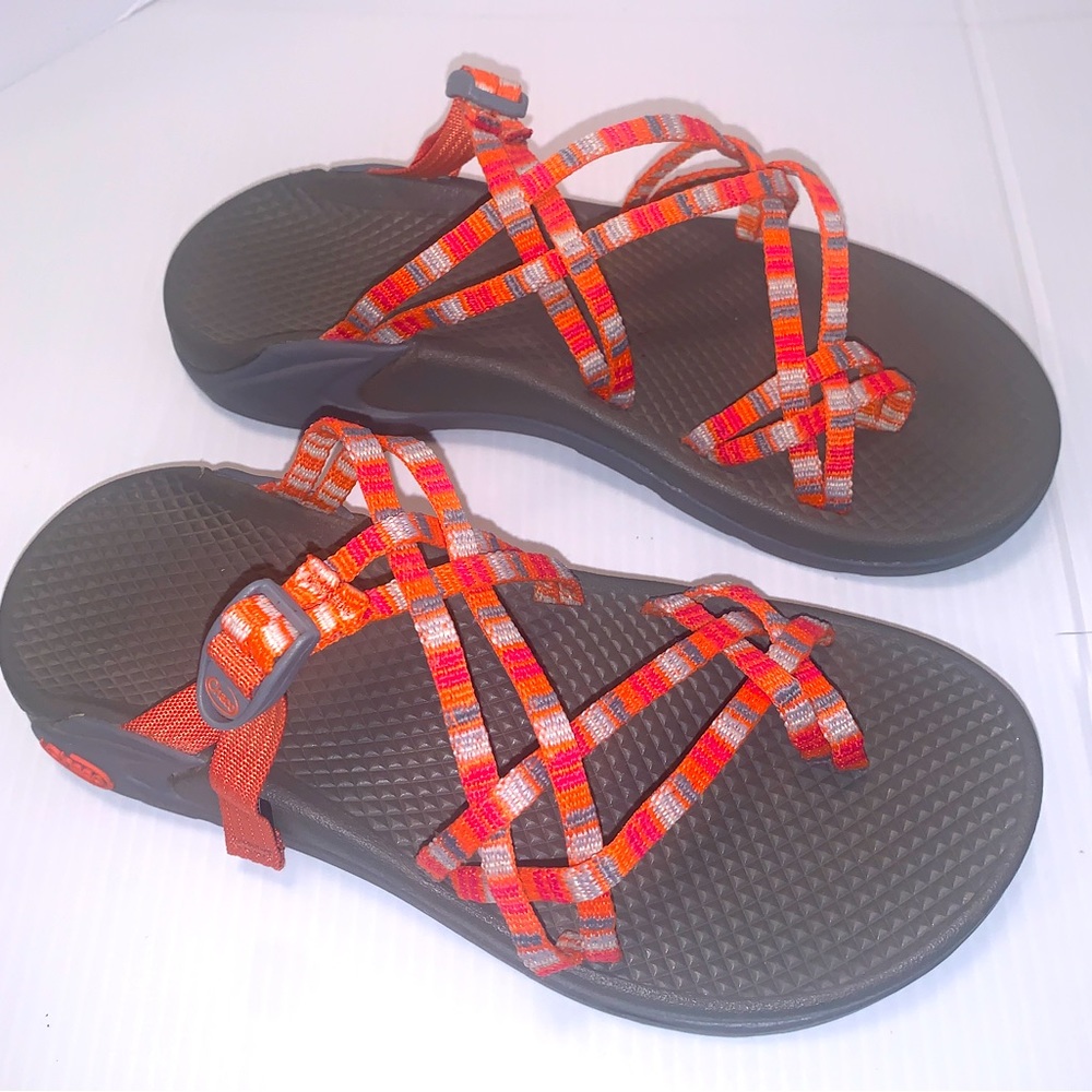 Chaco Sandals: Women’s Size 6